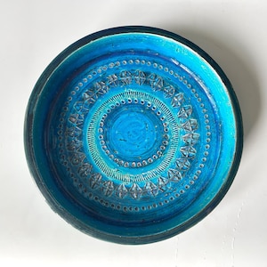 Bitossi bowl with classic blue green colours. Italian mid century pottery. Ceramic bowl with stripes on embossed pattern. Mid century modern