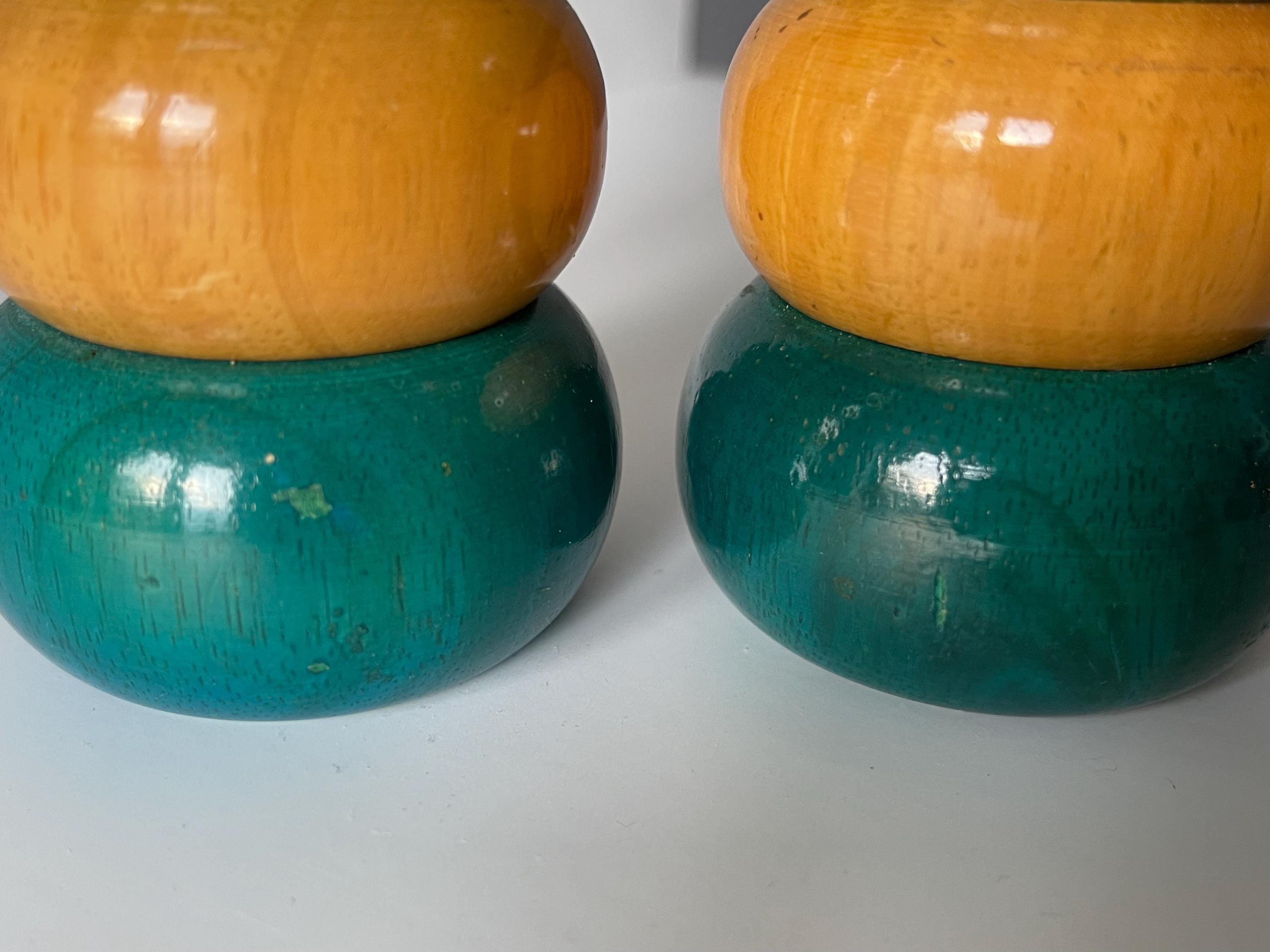 Vintage OLDE THOMPSON Salt Shaker and Pepper Grinder Set/salt and