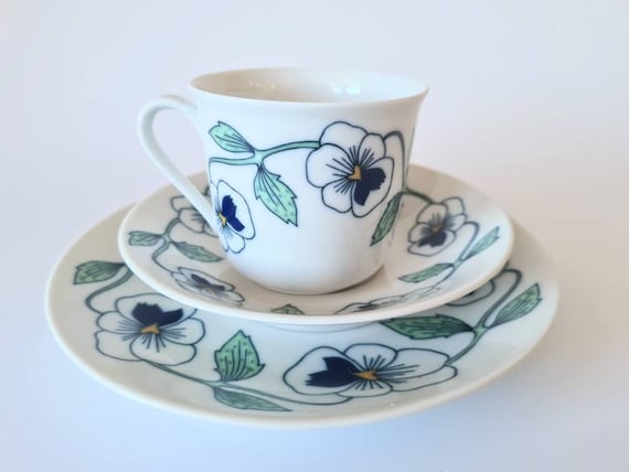 シルビア トリオ - コーヒー カップ、ソーサー & プレート - ロール  