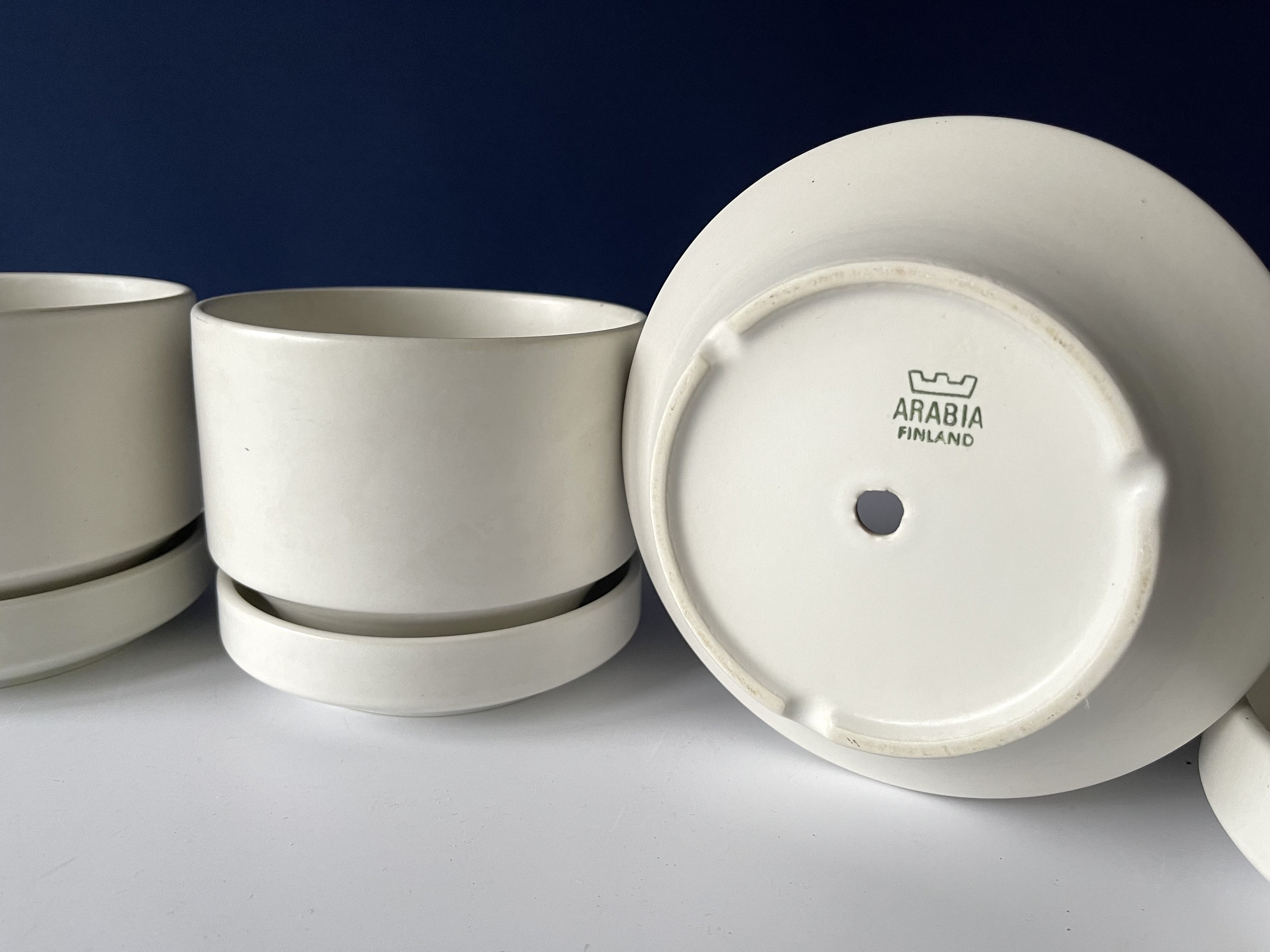 Set of 3 Arabia of Finland Planters - by Richard Lindh, 1960s