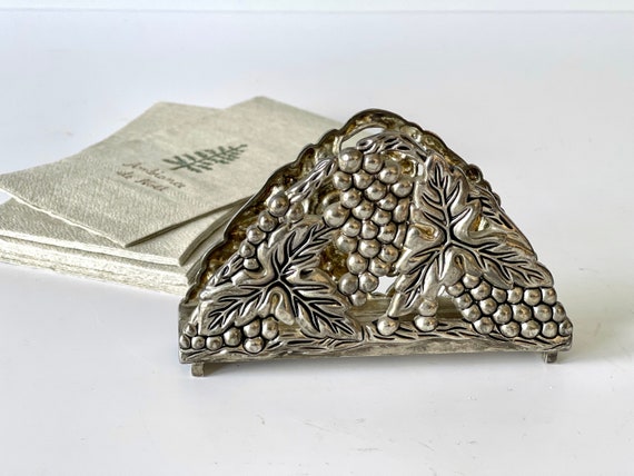 PORTE SERVIETTE DE Table En Metal Couleur Argent A Decor De Roses Ancien EUR 15,00 - FR