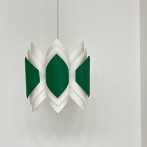 Amazing plastic sheet pendant light &quot;Ballett&quot; by Lars Schiøler for Hoyrup lighting. Denmark 1970s. Space age light weight ceiling lamp.