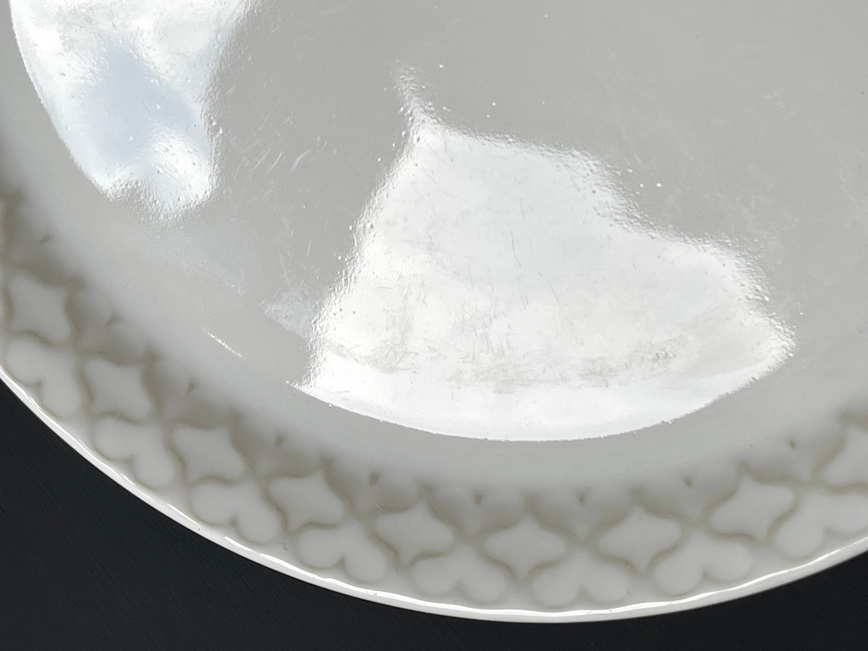 ホワイトパレット。クイストガード「コーディアル」トリオ - カップ