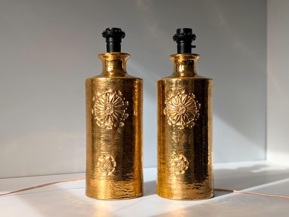 2 Large Bitossi golden table lamps for Bergboms. Aldo Londi, Italy. MCM retro Italian Pottery from the 70s. Eu, Us, Uk or Aus power plug.