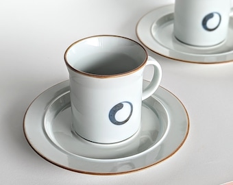 Danway Kreismuster-Tasse & Unterteller. Design von Finn Lynggaard 70er Jahre. Hergestellt von Eslau of Denmark. Seltenes skandinavisches Vintage Duo Set