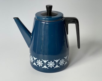 Danish enamel teapot. Kitchenware Midcentury modern from Denmark - retro coffee / teapot. Scandinavian. Metal kettle. Works on induction!