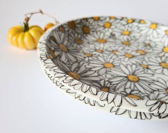 2 x soup 70s vintage plates &quot;Margueriter&quot; - design Marguerite Walfridson for IKEA. Swedish flower . Modern Scandinavian Design