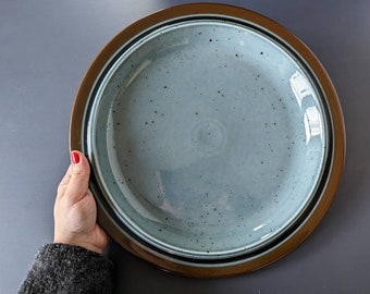 XL MERI serving platter - 13.15 / 33,4cm  - Arabia of Finland - by Ulla Procope. 70s Scandinavian design. Retro Stoneware plate in teal.