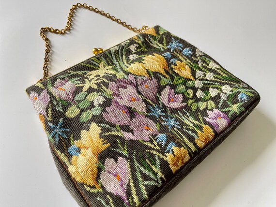 デンマークのヴィンテージ刺繍/クロスステッチハンドバッグ