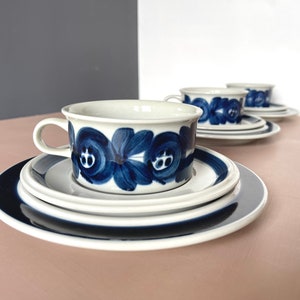 Arabia Tea Trio - Anemone  - Cup, saucer and plate. Finland. Design by Raija Uosikkinen and Ulla Procope in the late 1950 - hand painted MCM