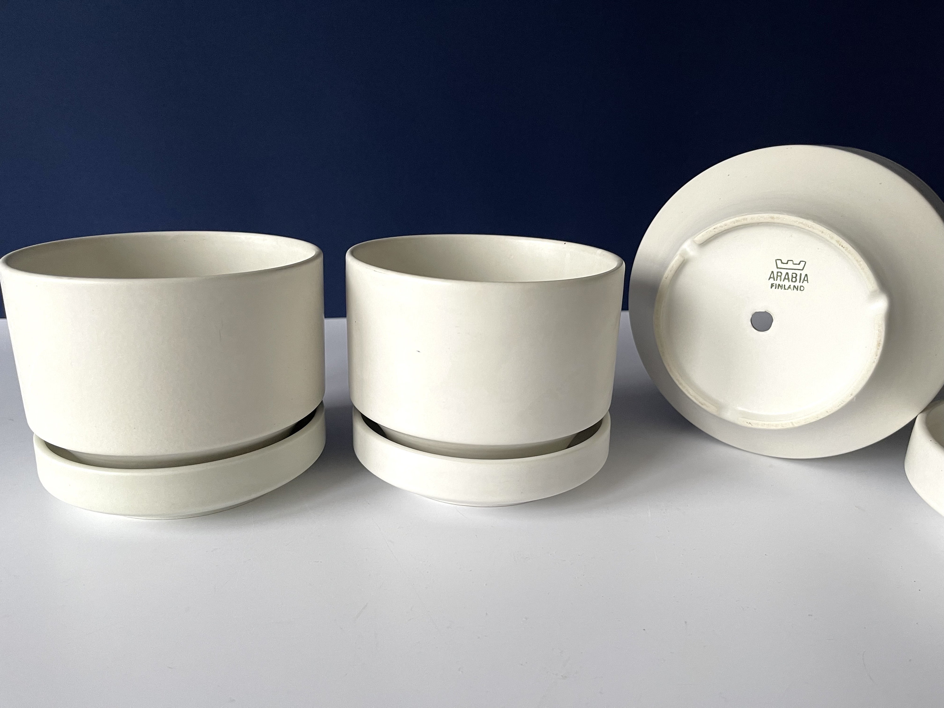 Set of 3 Arabia of Finland Planters - by Richard Lindh, 1960s