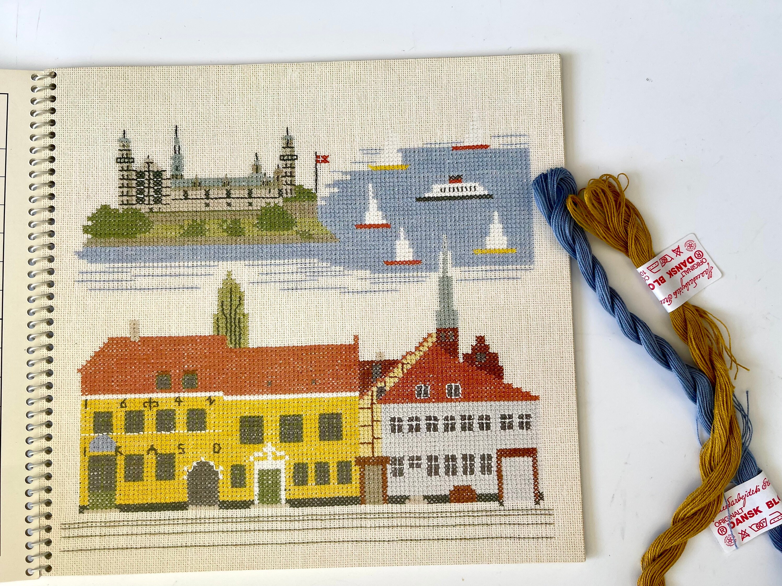 1987 - Haandarbejdets Fremme - Cross Stitch of the Year Calendar
