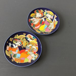 2 X Bjorn Wiinblad plates. Colorful design "Oriental Night Music" by Rosenthal of Germany. Vintage collectible wall decor - Danish artist