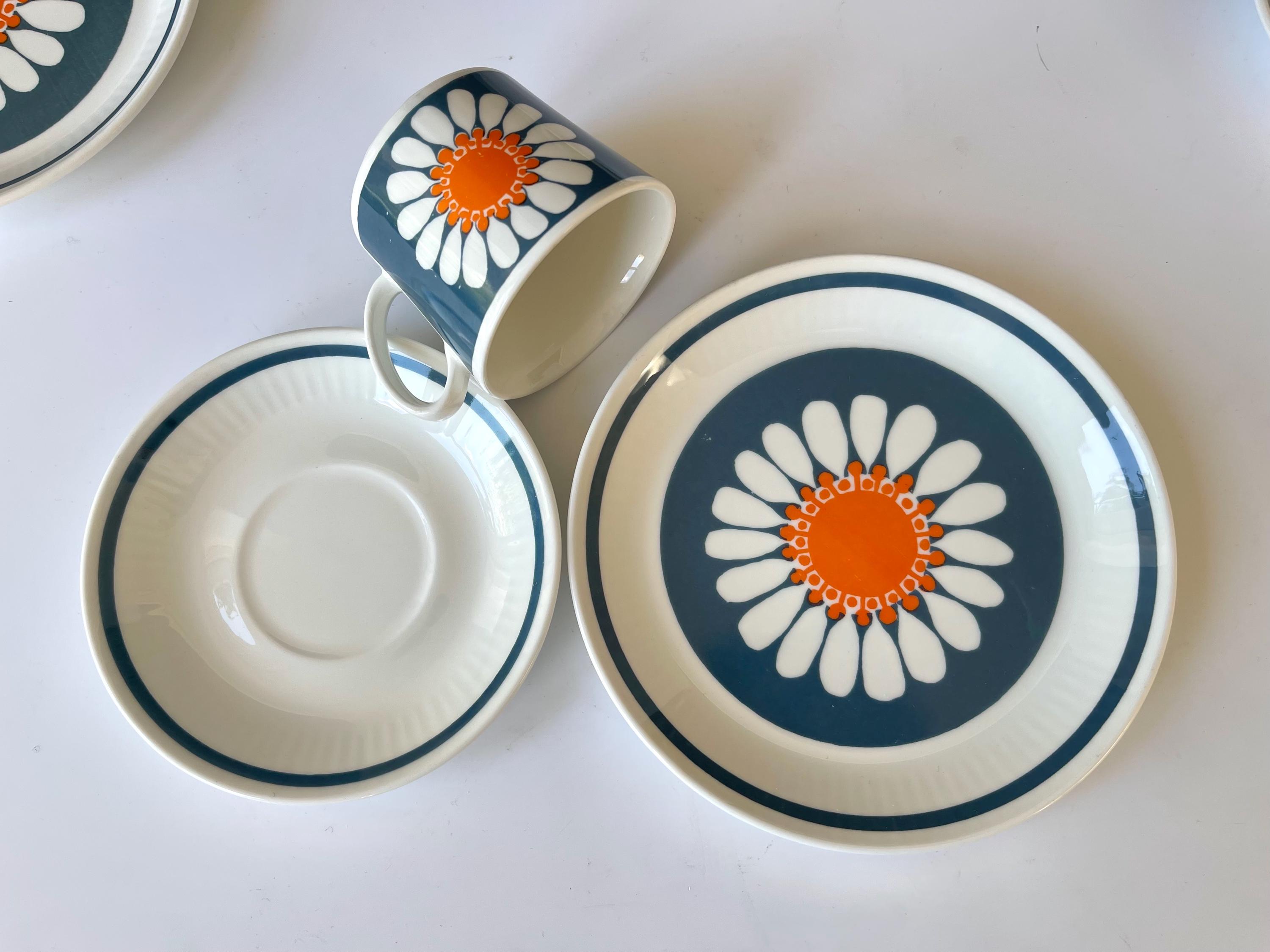 Daisy Coffee Trio. Cup, Saucer & Plate. Figgjo Flint, Turi Design