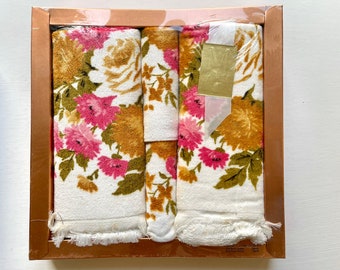 Martex Hand Towel Wash Cloth Set Vintage 100% Cotton Bathroom Deco