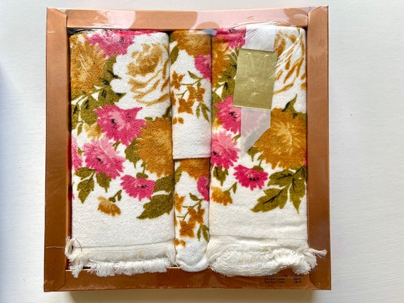 Martex Hand Towel Wash Cloth Set Vintage 100 Cotton Bathroom Deco autumn Flowers 60s New Old Stock Still in Foil. Etsy UK