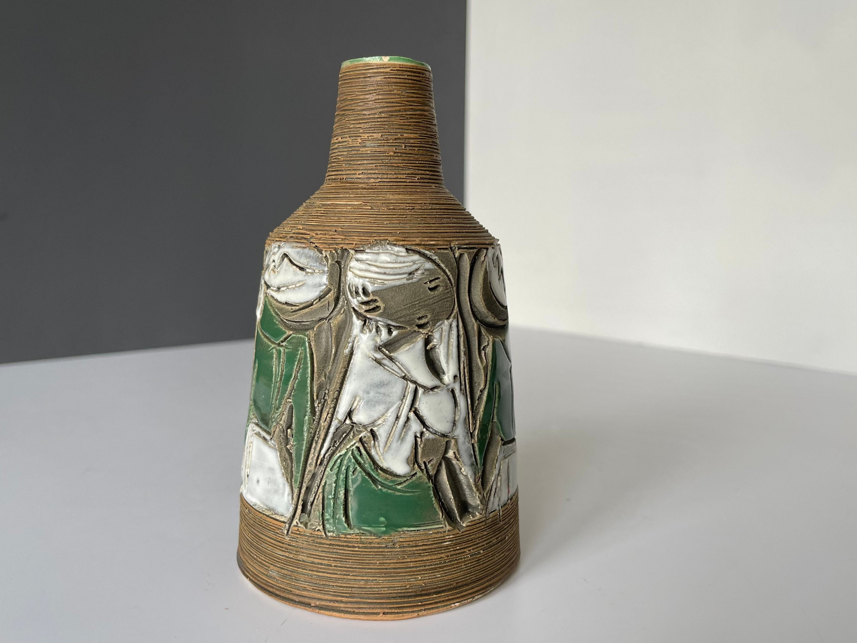 Fratelli Fanciullacci Vase White Green Sgrafitto Decorated Ceramic