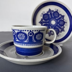 Blue Narvik trio, 70s Stavangerflint. Cup, Saucer & plate. Scandinavian design. Mid century modern. blue pattern, Norwegian / Norway design
