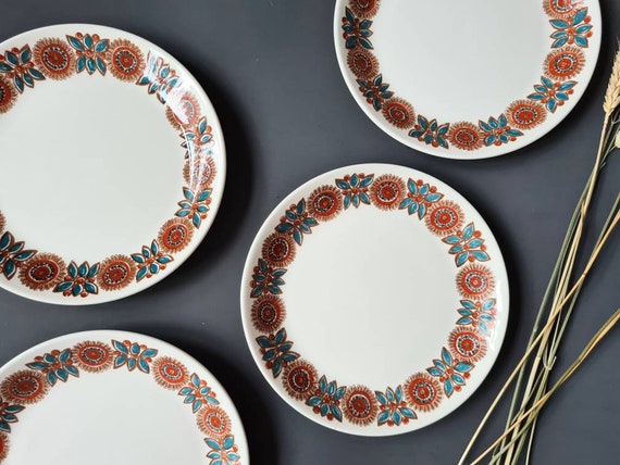 4 ASTRID Lunch Plates (set of Four) by Figgjo Flint, Norway. 1970s
