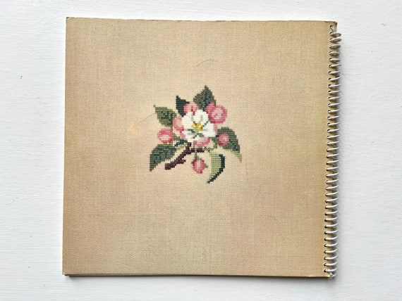 Buy Rare 1979 - Haandarbejdets Fremme - Cross Stitch Book/calendar