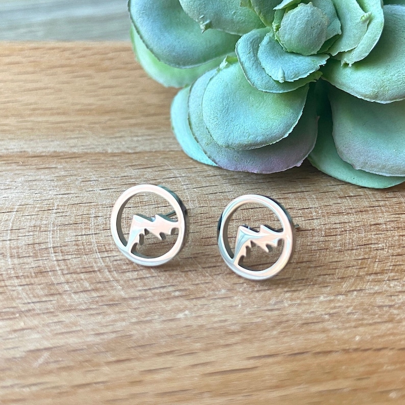 Mountain Earring / Hiking, Skiing, Snowboarding Earrings / Nature Lover /Lightweight Stud Set / Gift Box Included Silver Circle