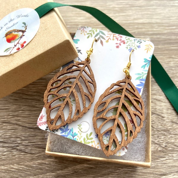 Wood Leaf Earrings / Nature Earring/ Leaf Earring / Hypoallergenic / Boho Earrings / Free Shipping