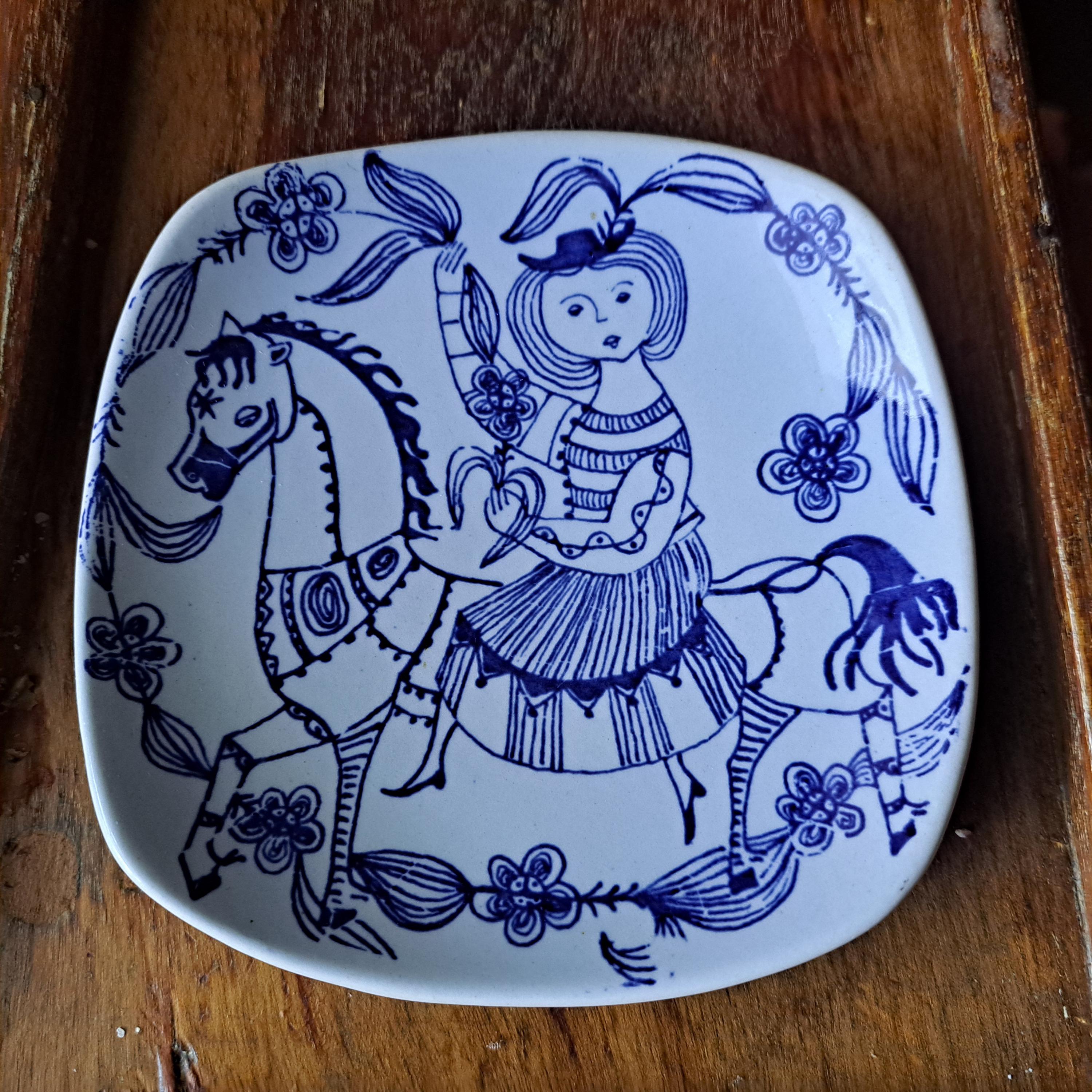 Stavangerflint Norway Bride Plate, Kari Nyquist, Blue and White