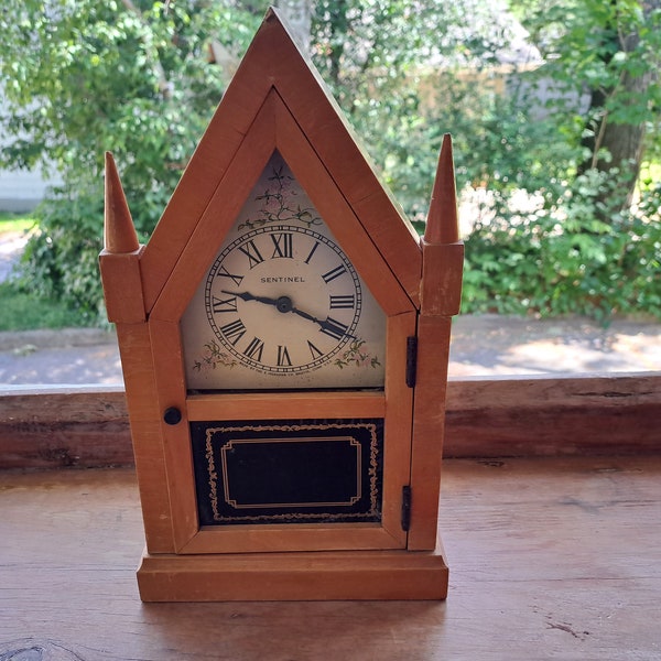 Vintage Ingraham Steeple Clock, Electric Clock, Working Condition, Mantle Clock