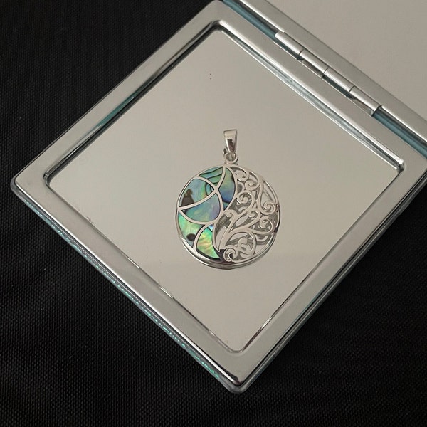 Beautiful Large Mosaic Natural Green Paua Shell/Abalone And 925 Sterling Silver Swirl Yin Yang Drop Pendant Necklace Gift