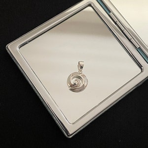 Beautiful Mosaic Natural White Mother of Pearl Shell and 925 Sterling Silver Spiral Swirl Drop Pendant Necklace Gift