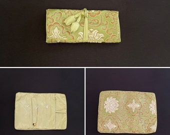 Gorgeous Green And Gold Coloured Embroided Silk Jewellery Wrap Roll With Three Zipped Compartments And Pocket Gift