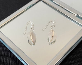 Beautiful Large Natural White Mother of Pearl Shell and 925 Sterling Silver Leaf Design Drop Dangle Earrings Gift