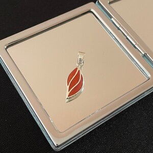 Gorgeous Red Coral And 925 Sterling Silver Kite Shaped Drop Pendant Necklace Gift