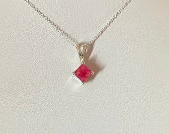 Beautiful Natural Faceted Natural Red Ruby and 925 Sterling