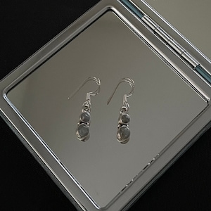 Gorgeous Natural Cabochon Two Stone Green Labradorite And 925 Sterling Silver Round Circle Drop Dangle Earrings Gift