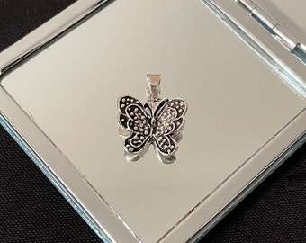 Wunderschöne, detaillierte Halskette mit Schmetterlingsanhänger aus 925er-Sterlingsilber als Geschenk
