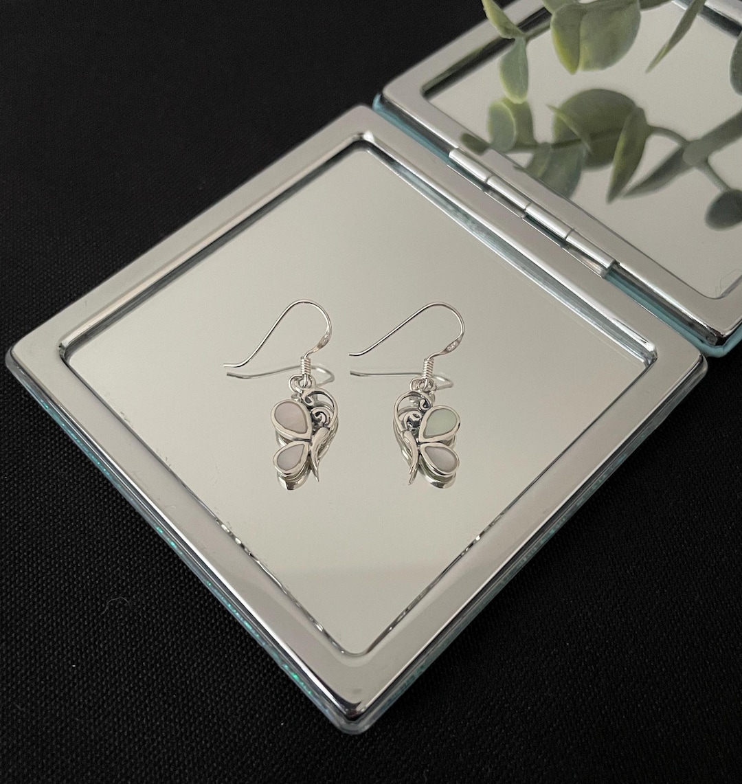 Boucles D'Oreilles Papillon Nacre Blanc - Acier Inoxydable Sweet - Sans Emballage - Neuf