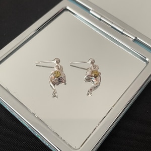 Adorable Delicate Cabochon Green Amber And 925 Sterling Silver Dolphin Stud Drop Dangle Earrings Gift