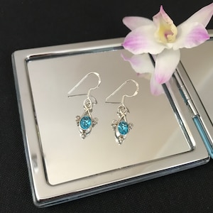 Beautiful Faceted Oval Shaped Swiss Blue Topaz and 925 Sterling Silver Drop Dangle Earrings Gift