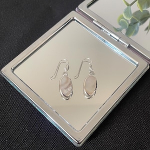 Beautiful Natural White Mother of Pearl Shell and 925 Sterling Silver Oval Drop Dangle Earrings Gift