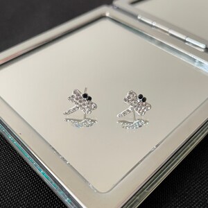 Beautiful Delicate 925 Sterling Silver And Coloured Cubic Zirconia Crystal Animal Dragonfly Stud Earrings Gift