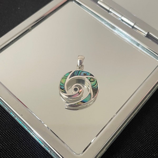 Gorgeous Mosaic Natural Green Paua Shell/Abalone And 925 Sterling Silver Swirl Spiral Drop Pendant Necklace Gift