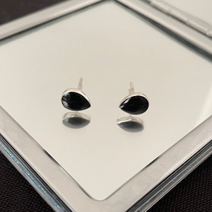Beautiful Natural Black Onyx And 925 Sterling Silver Teardrop Shaped Stud Earrings Gift