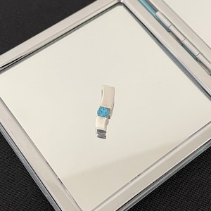 Beautiful Natural Faceted Round Circle Swiss Blue Topaz And 925 Sterling Silver Rectangle Drop Pendant Necklace Gift