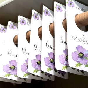 Purple floral baby closet dividers, wardrobe sizing, baby shower gift, girl clothes sizers, newborn thru 24 months, nursery clothes dividers