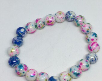 Paint splattered style beaded bracelet