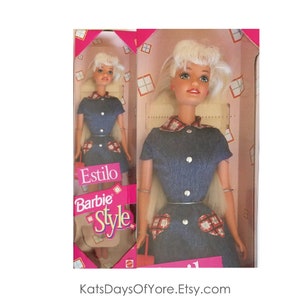 Dolls - Estilo Style Barbie - 1997 - Mint Condition - NRFB - NIB - No. 18219 Mattel
