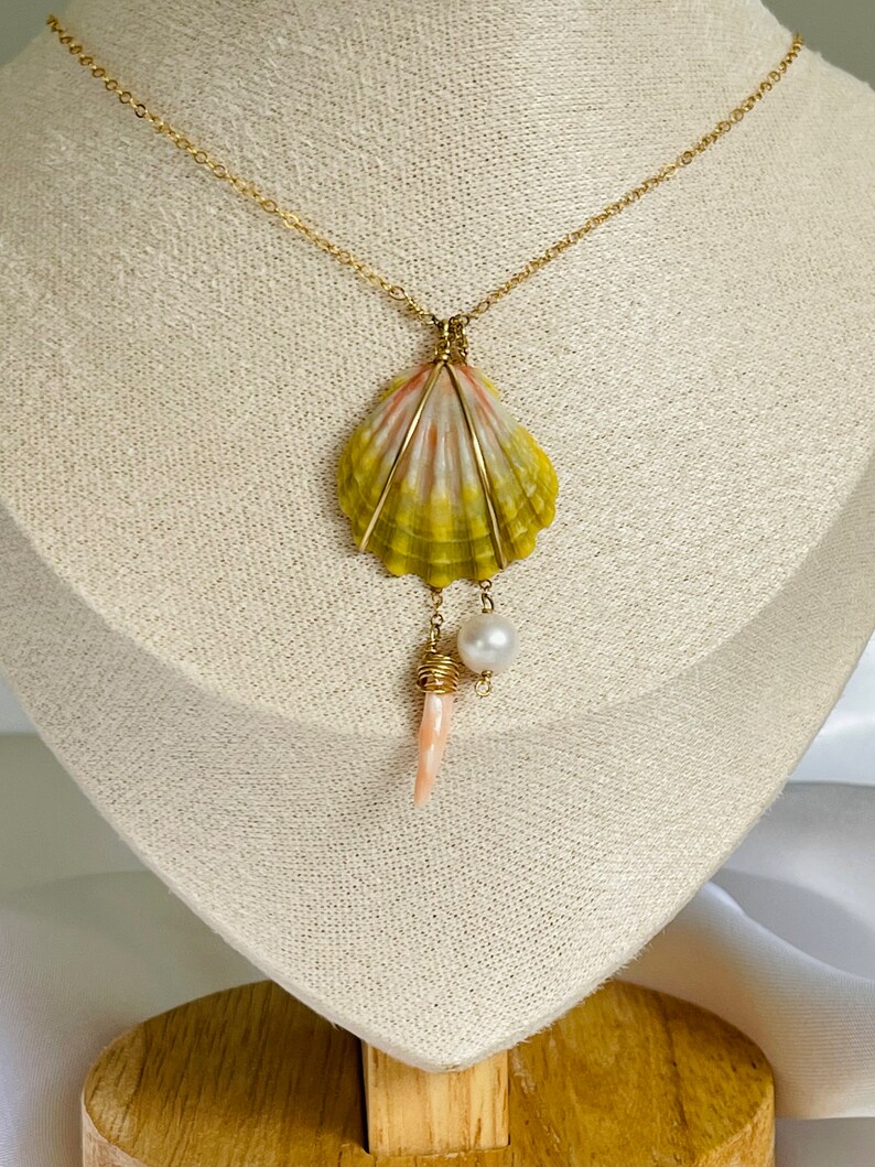 Sunrise Shell Necklace With Freshwater Pearl and Coral Sunrise Shell