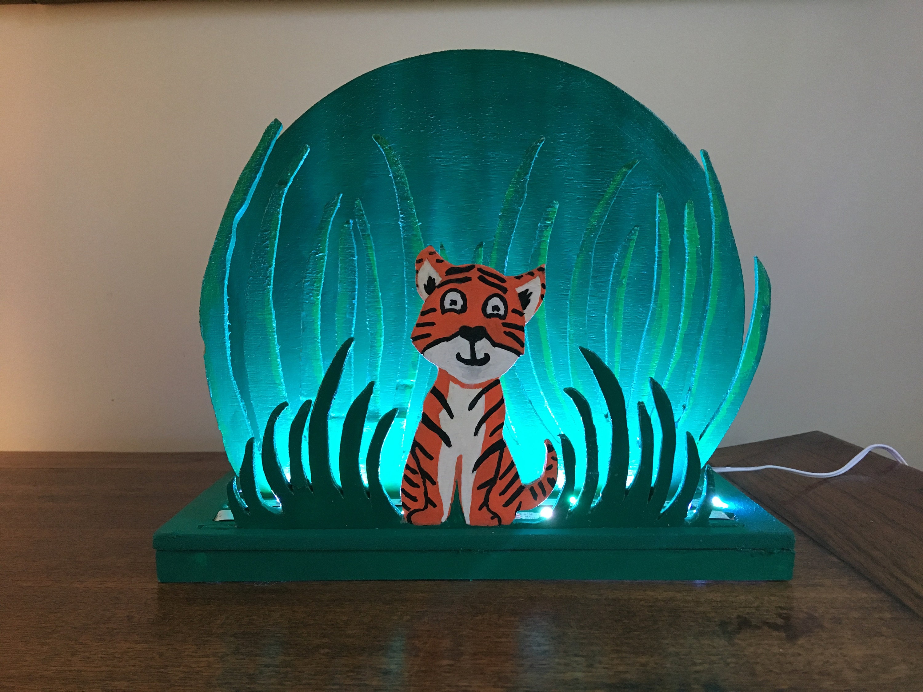 Lampe/Veilleuse Tigre en Bois Faite à La Main