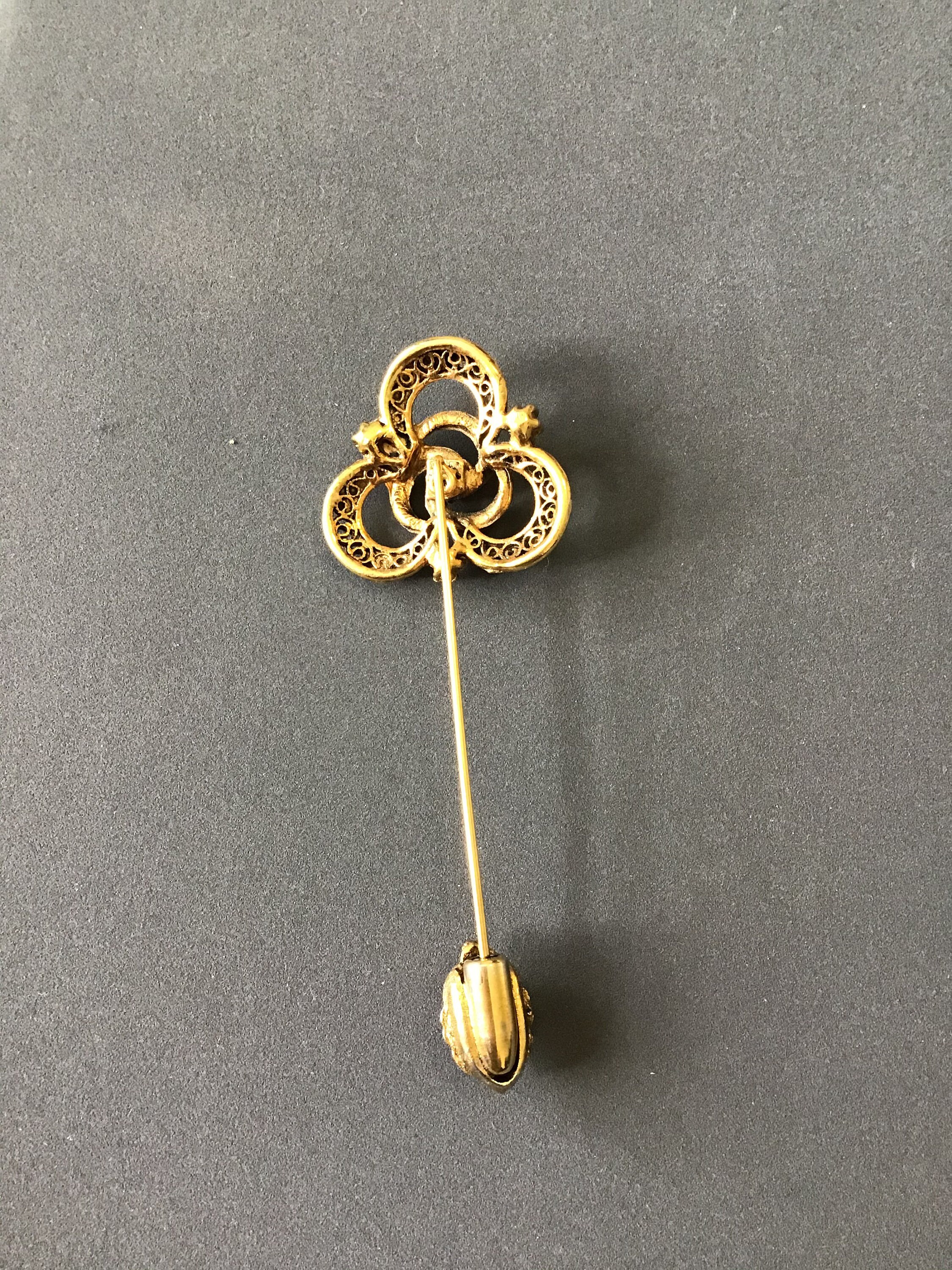 Vintage gold tone stick pin or lapel pin Etsy